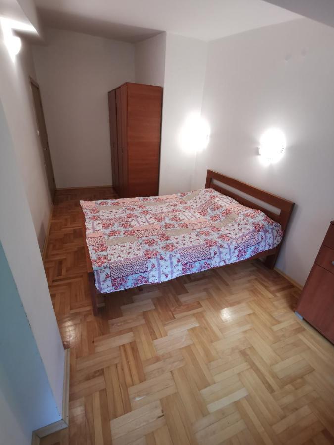 Zagrebska Flat Apartment Skopje Bagian luar foto